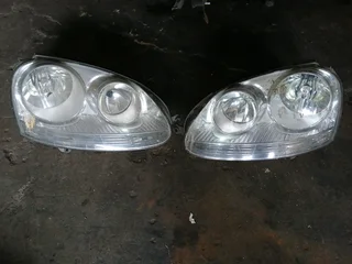 Vw jata 5 headlights