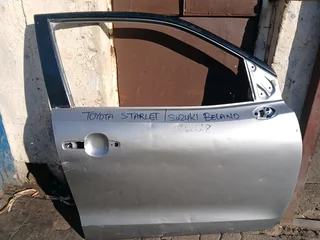 Toyota starlet door