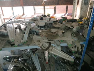 Hyundai accent, Toyota etios,Toyota quest professional parts