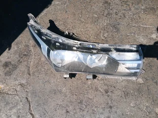 Toyota prestige headlight