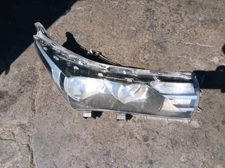 Toyota prestige headlight