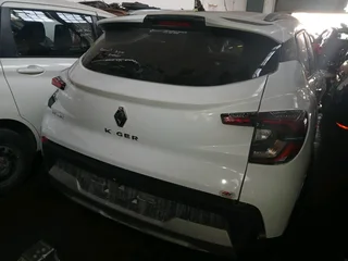 Renault kiger 2017 stripping parts