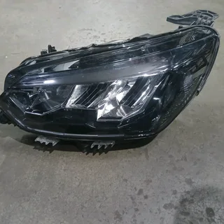 Peugeot 208 headlight 2019