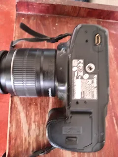 Canon EOS 40D camera + EFS 18-55mm lens