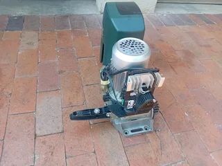 Centurion gate motor