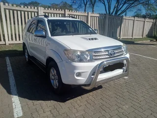 2012 Toyota Fortuner SUV