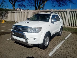2012 Toyota Fortuner SUV