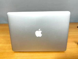 Apple MacBook Air 2017 128GB SSD  8GB Ram 13” Display