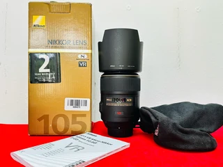 Nikon AF-S VR Micro-Nikkor 105mm f/2.8G IF-ED lens