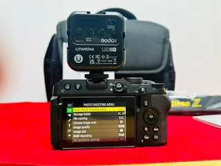 Nikon Z30 Mirrorless Camera Bundle – Like New &#43; LED Light