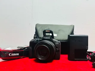  Canon EOS R50 Mirrorless Camera Kit – Like New!  Capture stunning photos and 4K videos