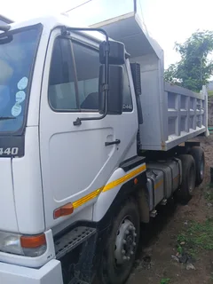 2007 Ud 440 10m tipper