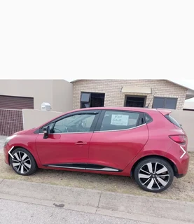 2014 Renault Clio Sedan