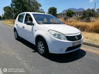 2012 Renault 1.4i Sandero hatch