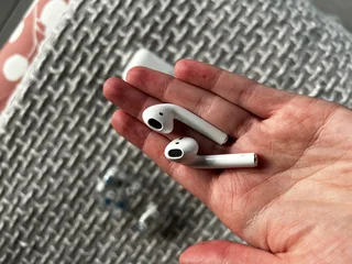Apple Airpods 2nd Gen