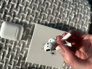 Apple Airpods 2nd Gen