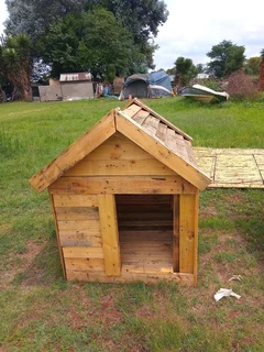Dog kennels