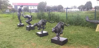 Metal art sculptures