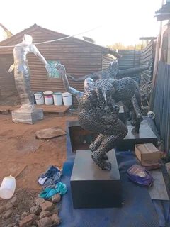 Metal art sculptures