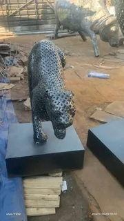 Metal art sculptures