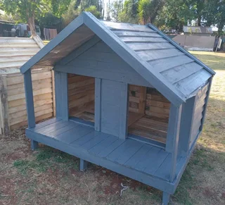 Dog kennels