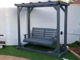 Swing benches