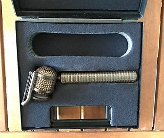 Coles Broadcaster Mic