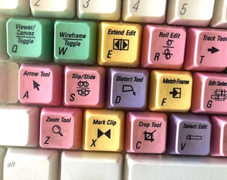 Logic Final Cut Pro Keyboard. R 1400