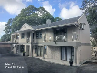3 Bedroom Unit in Manors, Pinetown