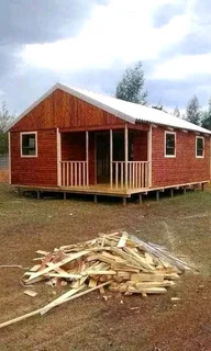 9 x 6  Timber  woodon house