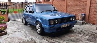 J.E Auto repairs ,styling and installation