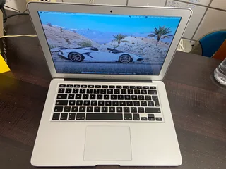 MacBook Air (13-inch 2015)