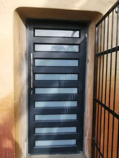 ALUMINIUM WINDOWS AND DOORS ON SPECIAL