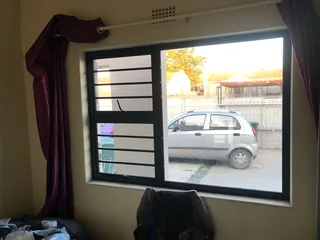 ALUMINIUM WINDOWS AND DOORS ON SPECIAL !!