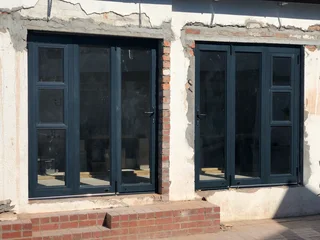 ALUMINIUM WINDOWS AND DOORS ON SPECIAL !!