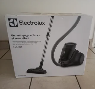 Electrolux EASE C4 Bagless Vacuum Cleaner (Brand New in the box)