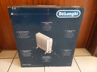 Delonghi 12 Fin Electric Oil-Filled Heater