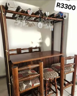 Antique wooden bar with 6 stools