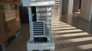 Gaming PC Case - Fractal Design Meshify C