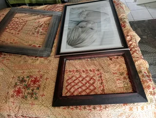 3x Portrait frames