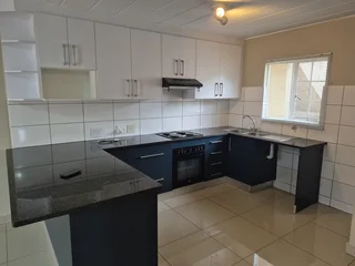 Stunning 2B/2B Ground-Floor Apartment to Rent in Sought-After Garsfontein [Rare Find]