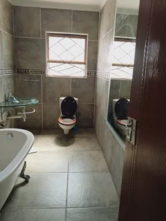 Property - Ad posted by Khaya Ngcebetsha