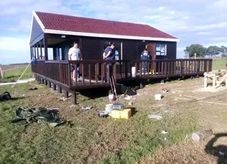 Log Homes and Nutec Homes: +27733112659.