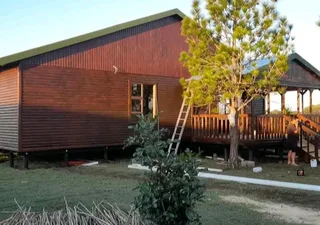 Log Homes and Nutec Homes: +27733112659.