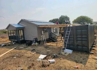 Log Homes and Nutec Homes: +27733112659.