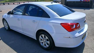 2016 Chev Cruze 1.6L Sedan Manual