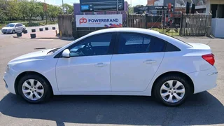 2016 Chev Cruze 1.6L Sedan Manual