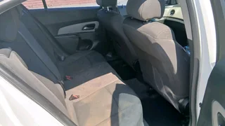 2016 Chev Cruze 1.6L Sedan Manual