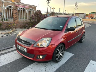 Ford fiesta 1.4i 2007 model,in excellent driving condition