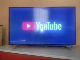 Broken Screen 49" Hisense 49k300uw Tv For Sale